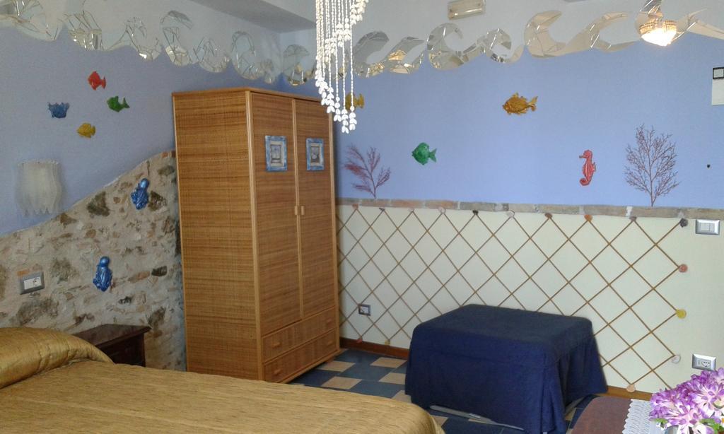 Olimpo Palace Affittacamere Шилла Номер фото